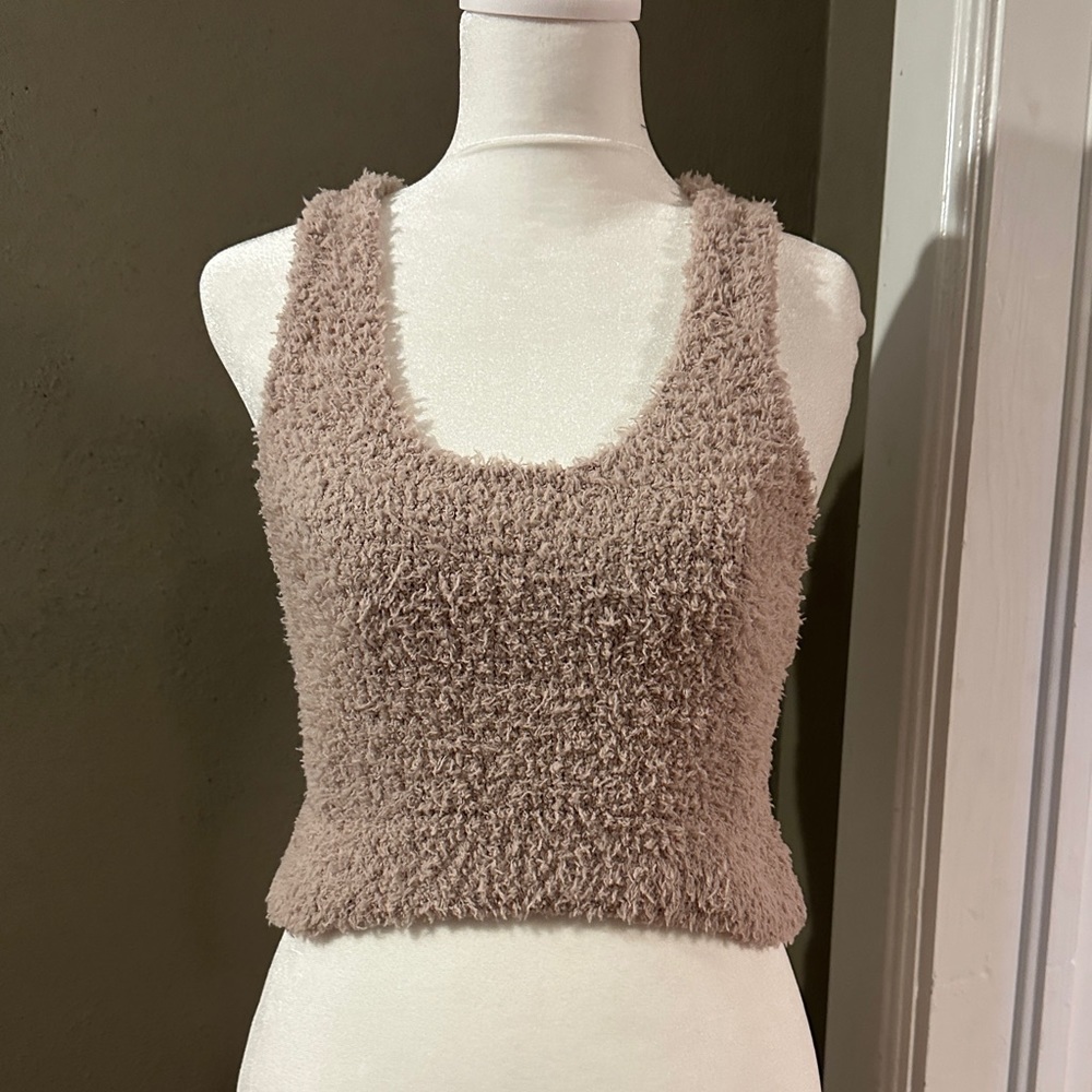 Fuzzy fleece scoop neck racerback crop top, size Small by POL